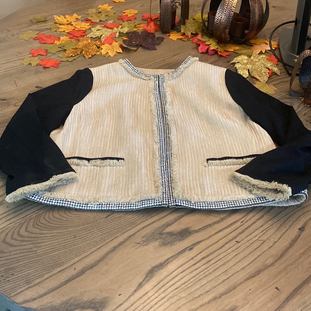 Chico’s size 3 Black Label chic and flirty jacket with rhinestone details 🤩